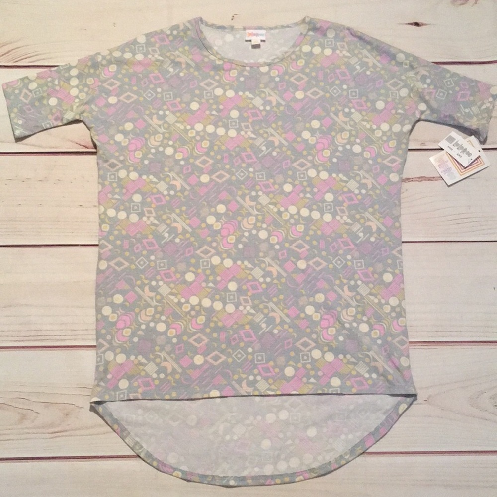 NWT Lularoe Irma Shirt Size XXS